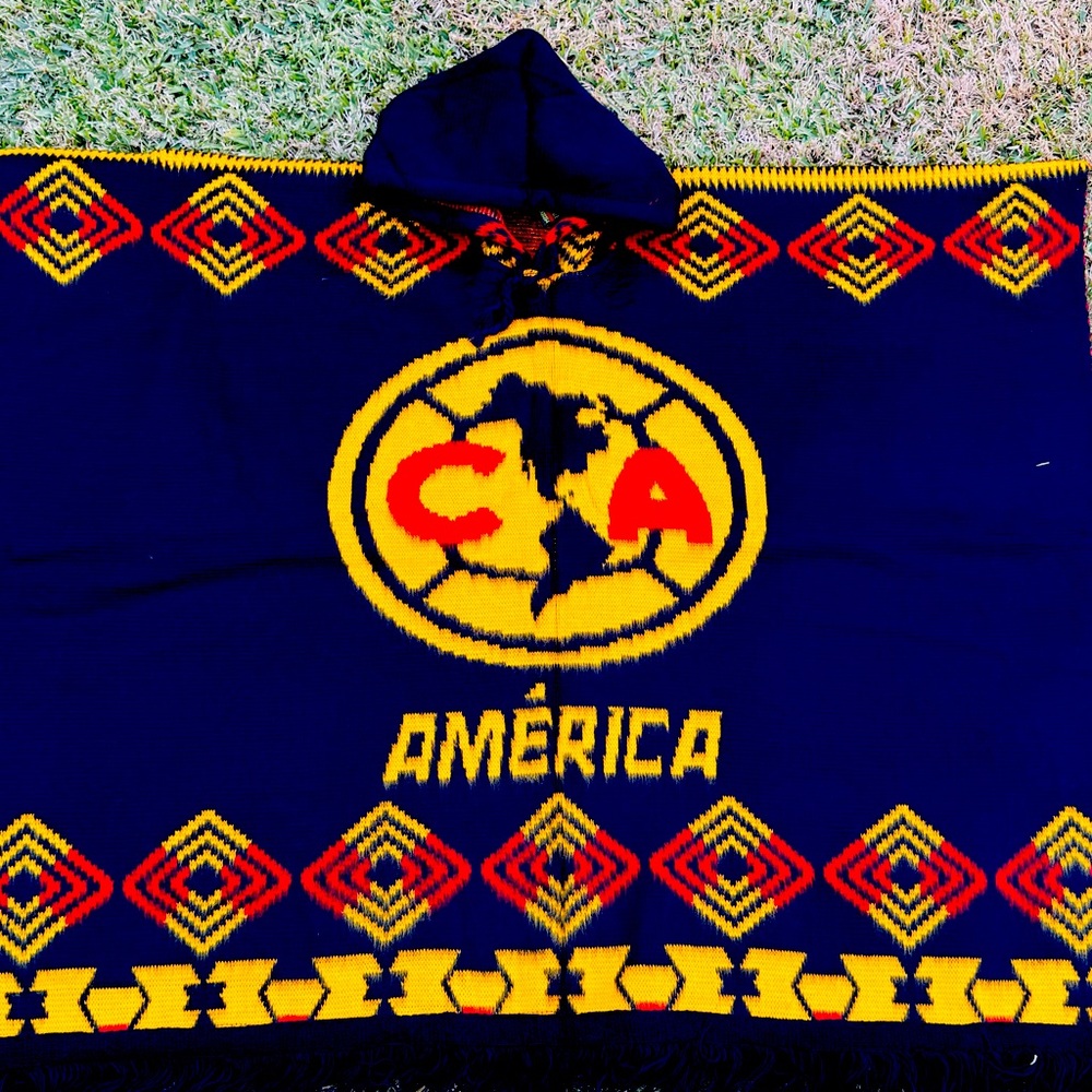 Club America alpaca wool poncho, unisex one size,hooded. Made in Ecuador